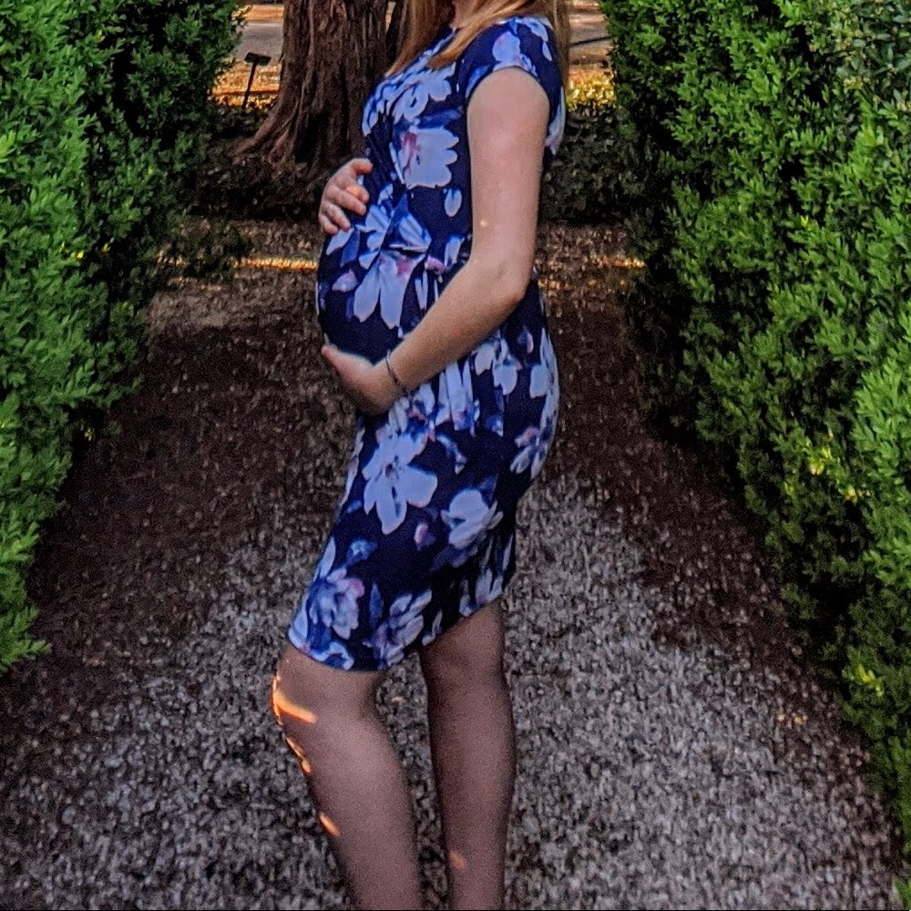 Floral maternity dress!